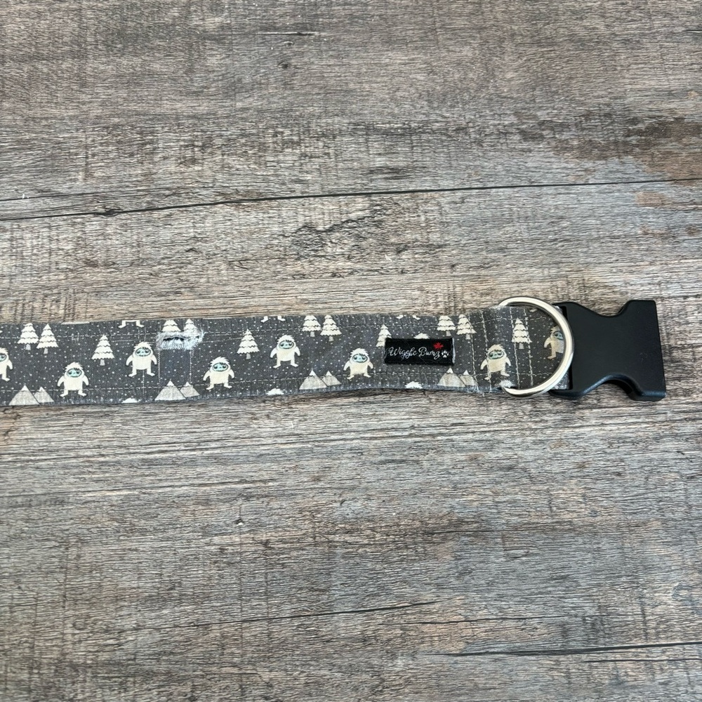 • 1.5” Thick Yeti Dog Collar • - Picture 7 of 9
